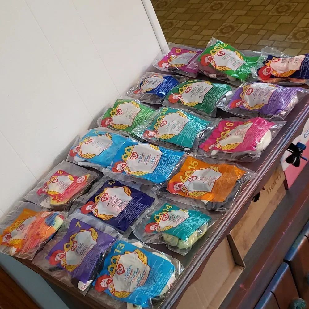 Vintage Complete Set of 18 Sealed McDonalds Teeny Beanie Babies (2000)